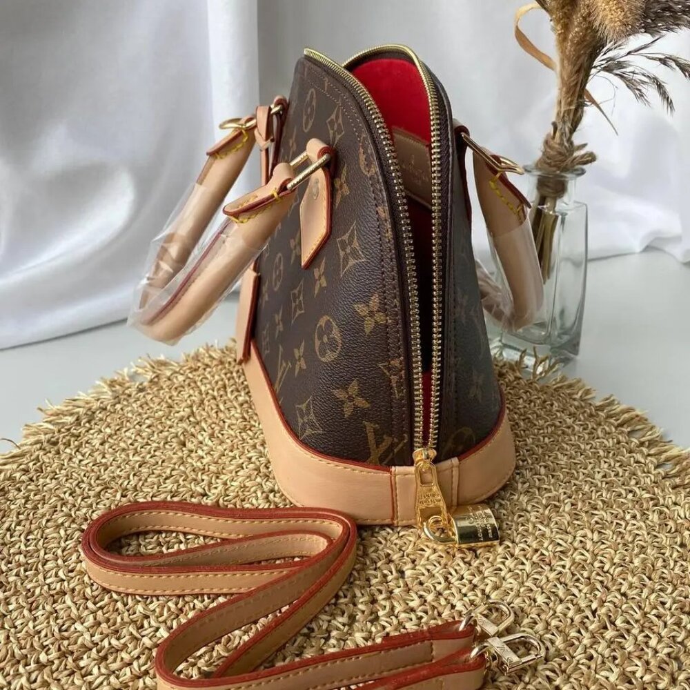 <AUTHENTIC>Louis Vuitton bag - image 7